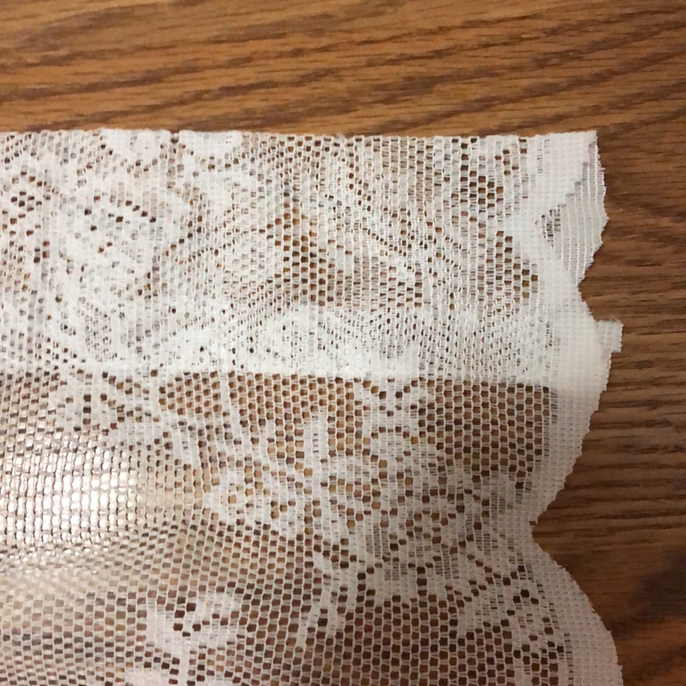 Lace curtain panel 56” wide x 49” long - Picture 7 of 8